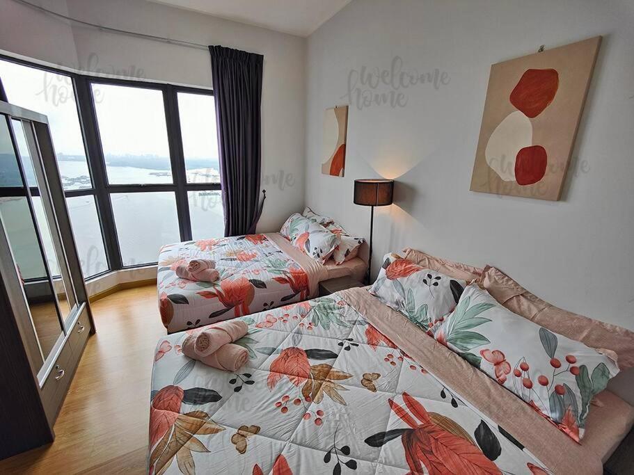 Bay Laurel, Country Garden Danga Bay Homestay By Welcome Home Johor Bahru Kültér fotó